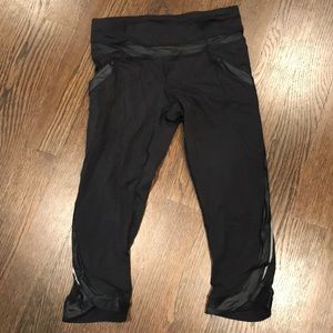 Lululemon cropped leggings